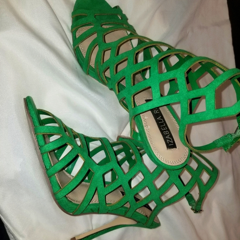Isabella Rue high heel shoes